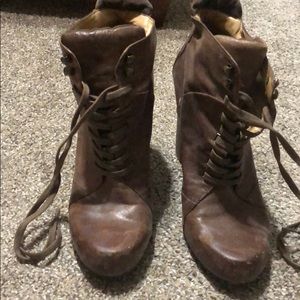 Nine West leather heels size 9